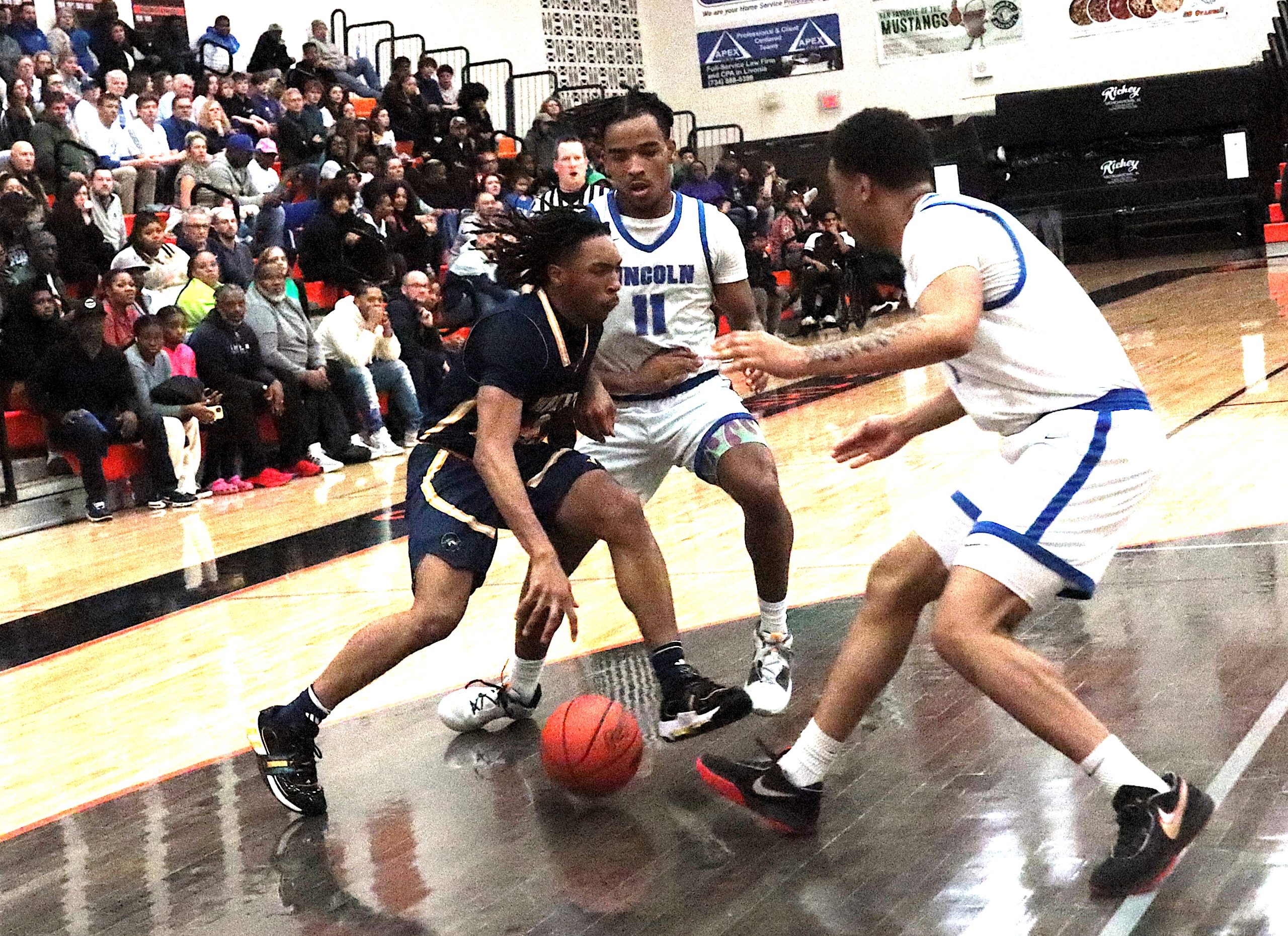 Carlos Medlock Jr defied a double team on this third quarter drive