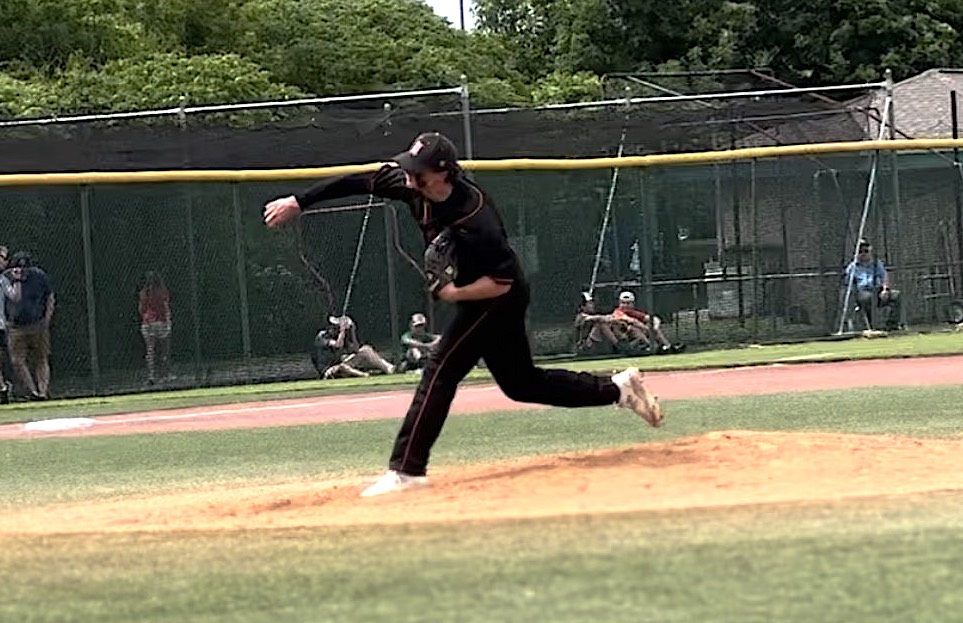 Evan Deak unleashes a pitch