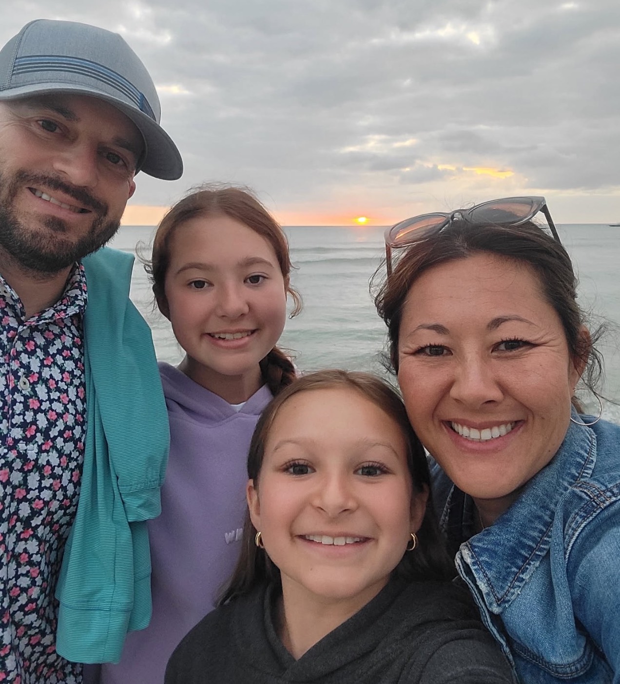 Reddyfamily - Social House News