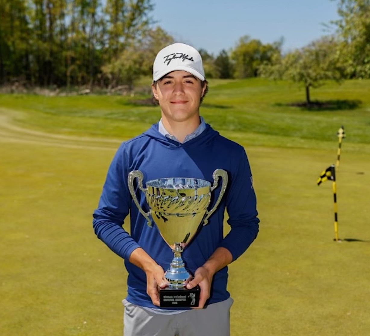 SalemGolf2 - Social House News