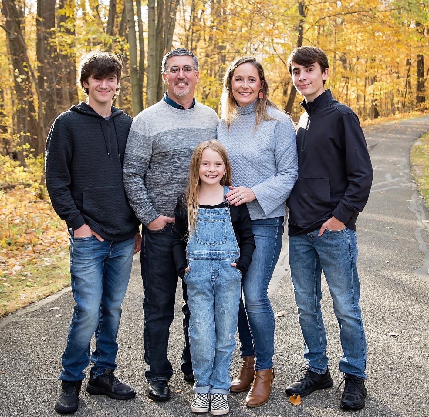 Chickfila3whitselfamily - Social House News