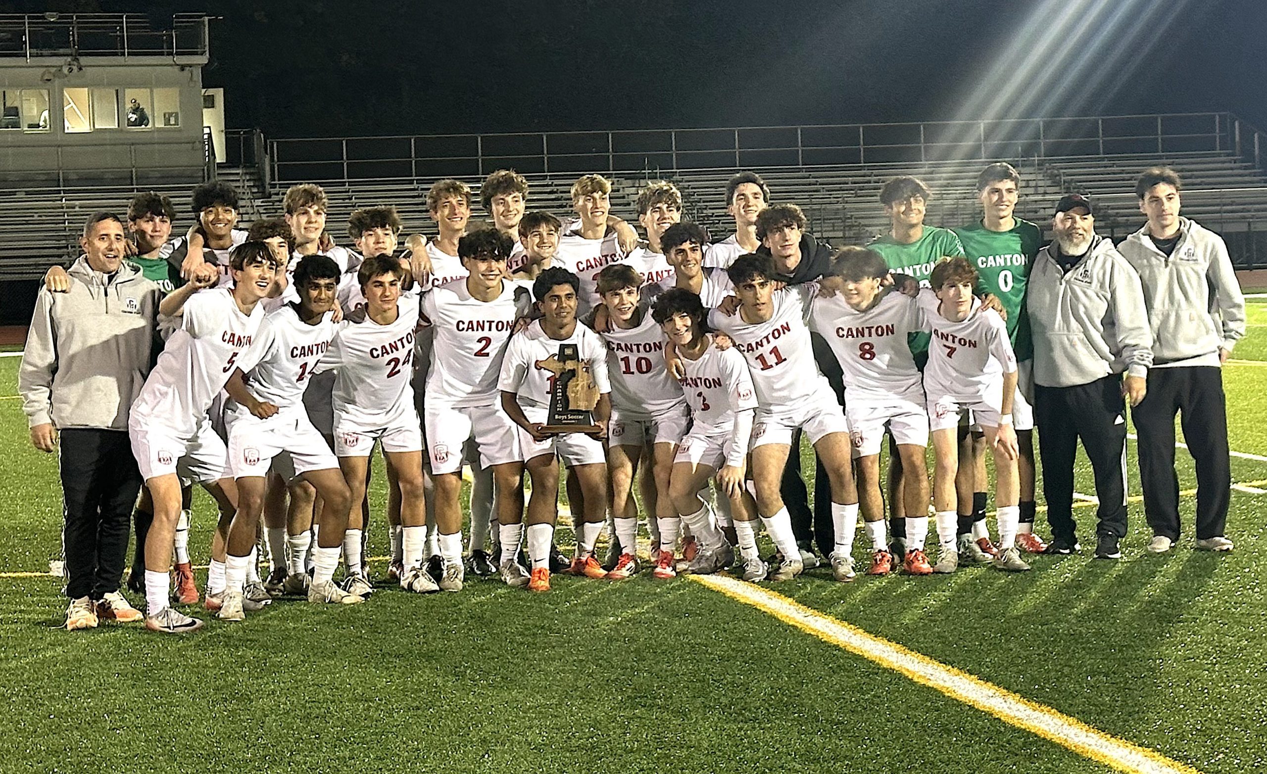 unpluggedMain - Social House News