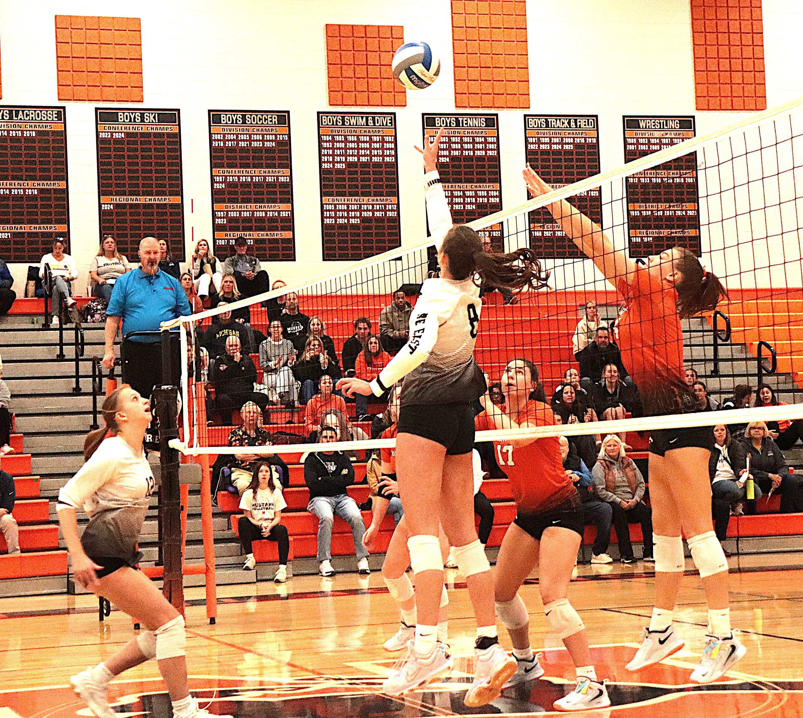 Cougs4 - Social House News