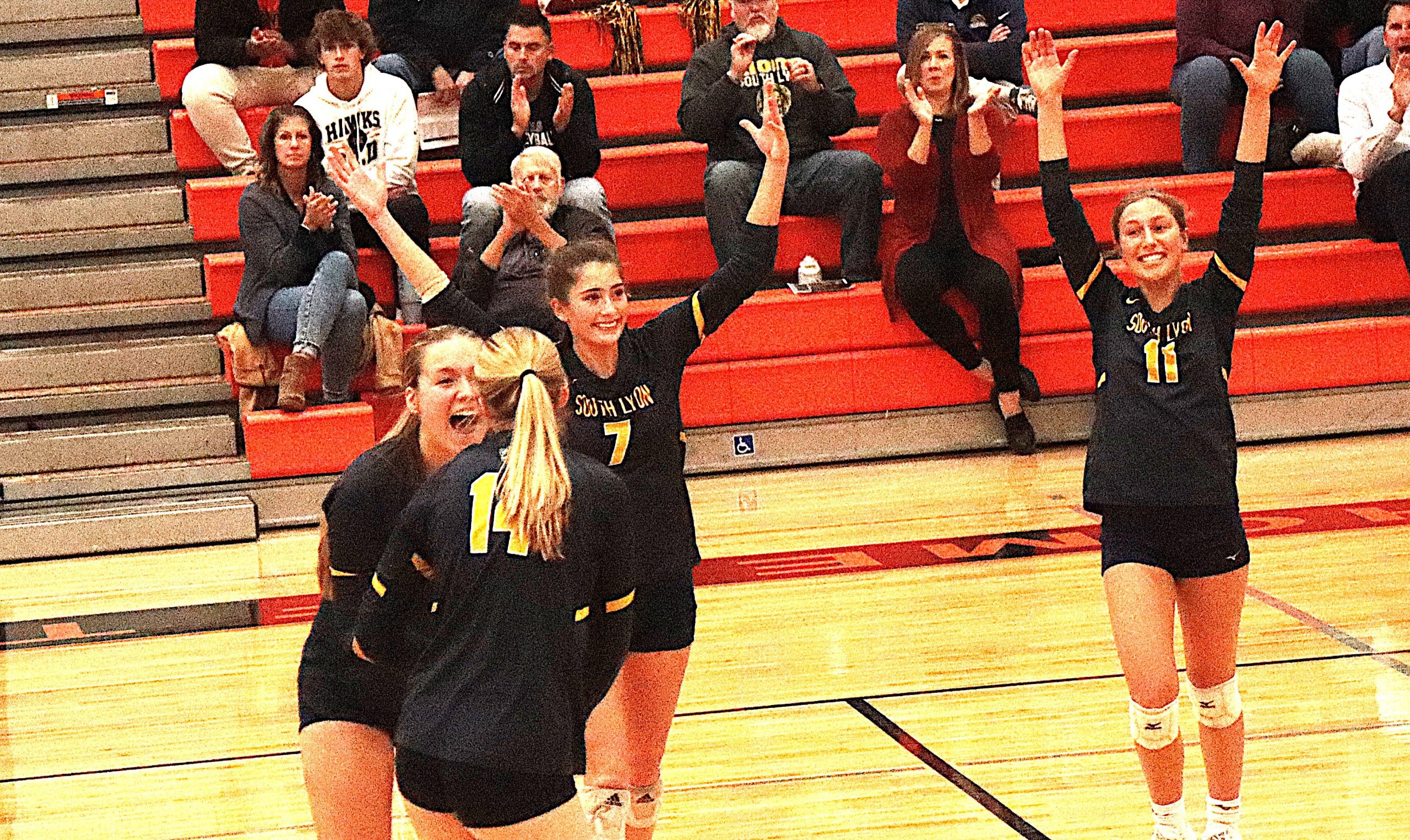 Leos1 1 - Social House News