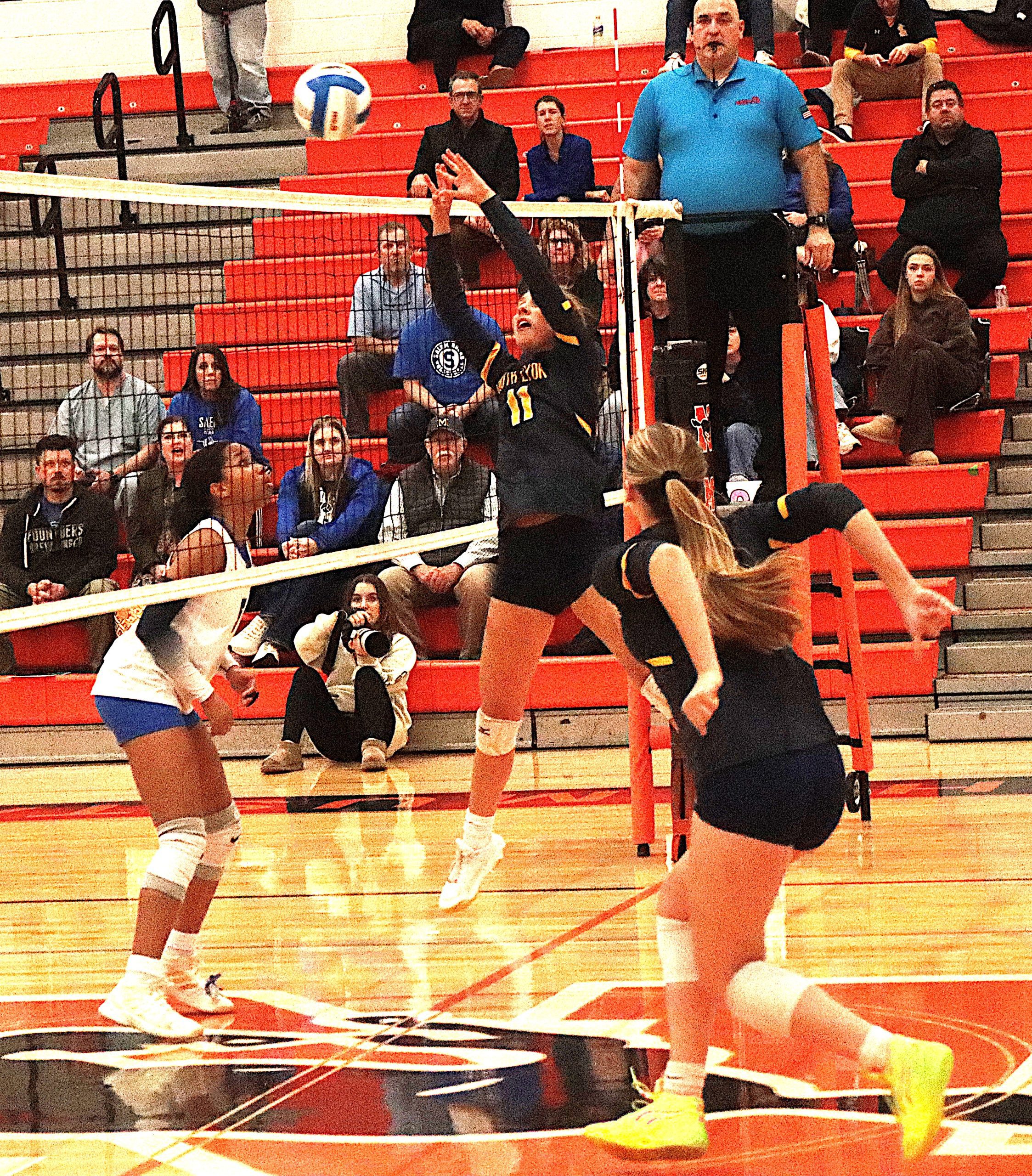 Leos4 1 - Social House News