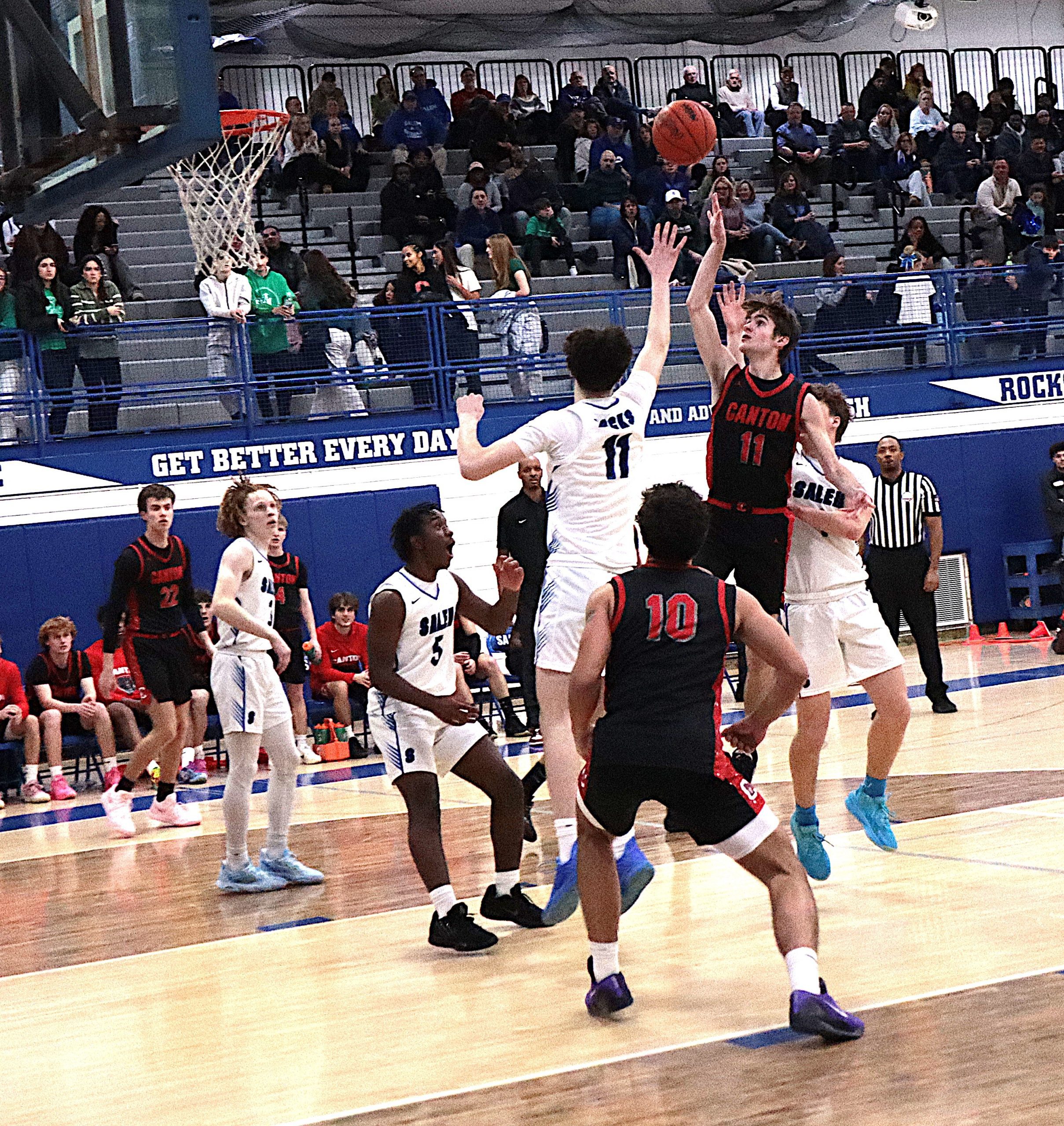 ComebackII3 - Social House News