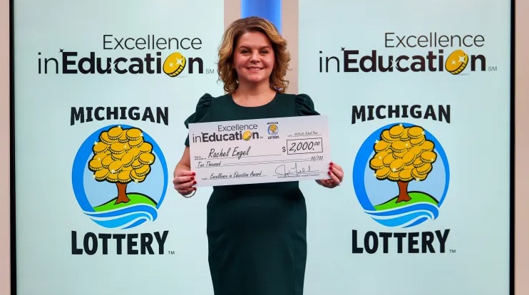  Waterford school teacher earns Excellence In Education award