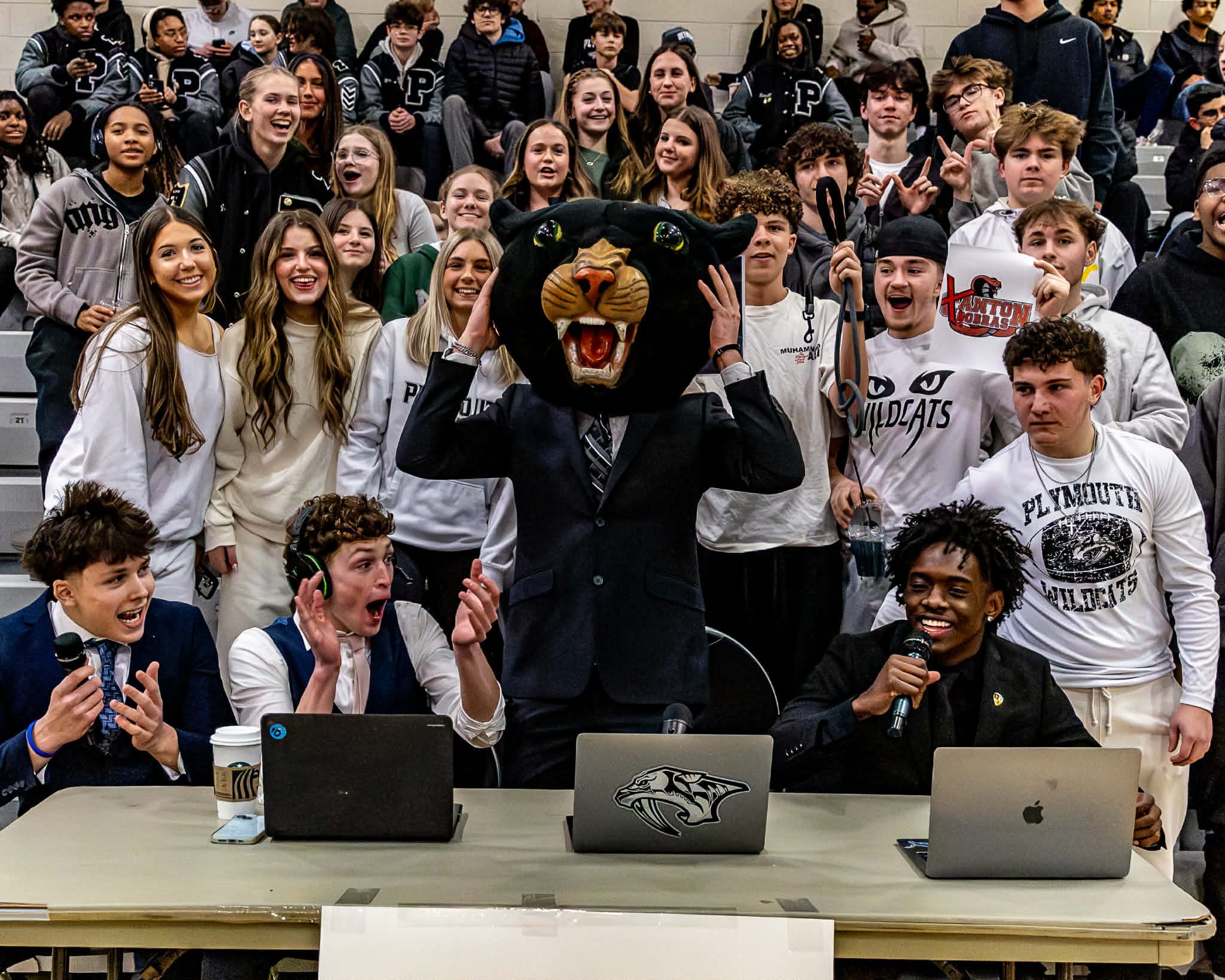 Squeeze10 - Social House News