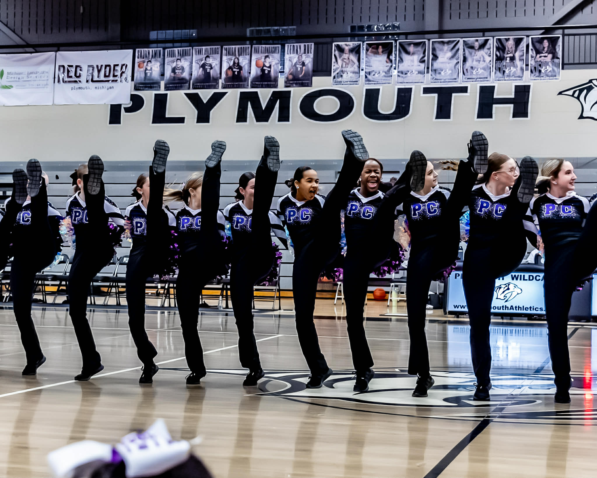 Squeeze13 - Social House News