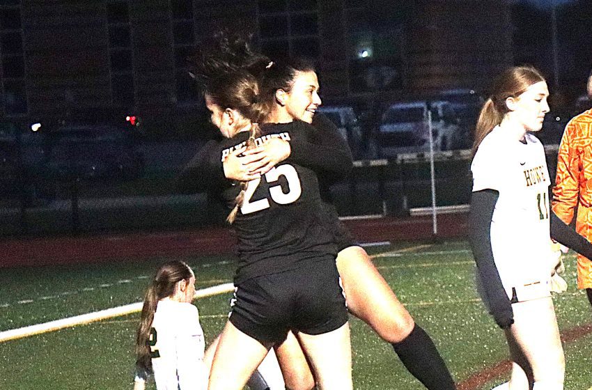  Seniors lead Plymouth to 8-0 victory on special night