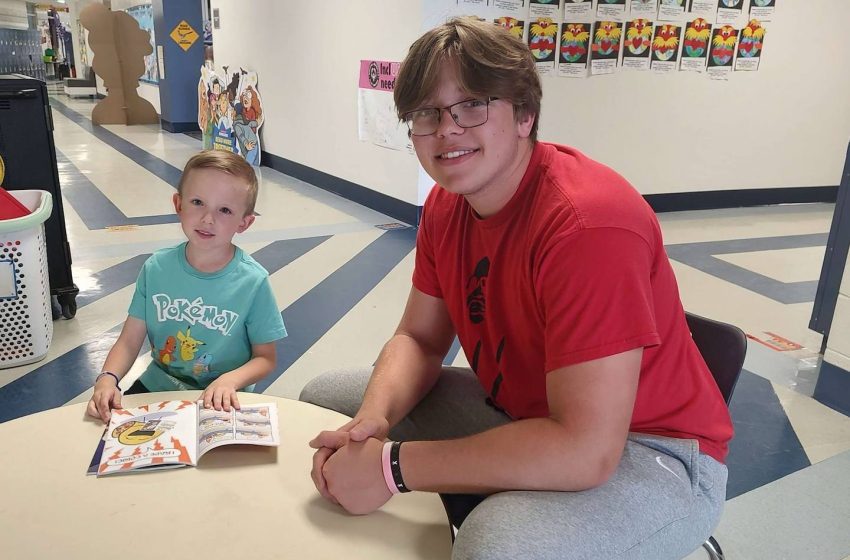  Churchill mentor program is a win-win for players, district’s young students