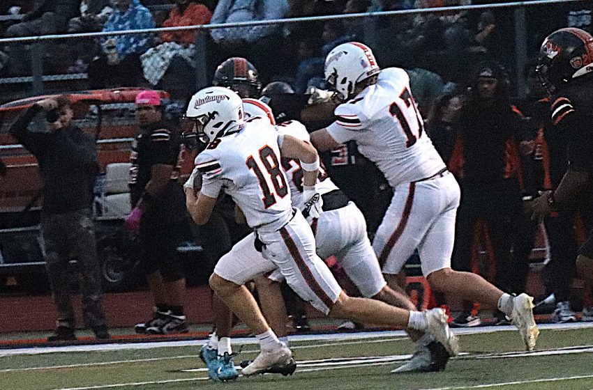  RUNNING START: Northville dominates Belleville from opening play in 30-7 win